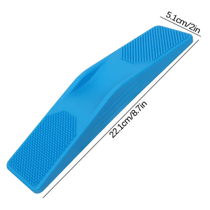 Gosuguu Six In One Horse And Dog Grooming Brush With Massage Hair Removal Deshedding And Bathing Tool For Pets - Sporting Goods > Outdoor Recreation > Equestrian > Horse Care > Horse Grooming > Horse Grooming Combs, Brushes & Mitts Equine