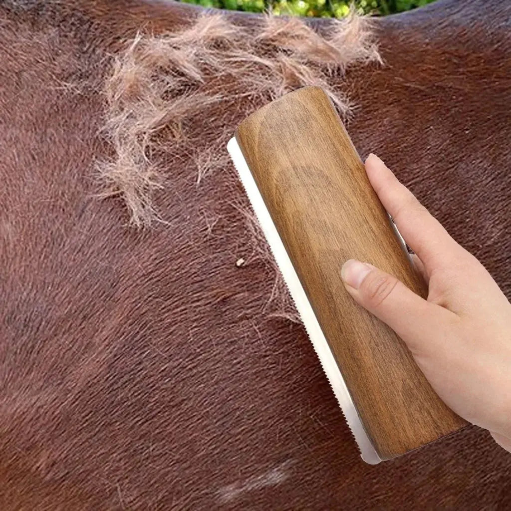 Ergonomic Wooden Handle Horse Shedding Brush - Effective Pet Hair Removal Tool for Horses and More HPDDIN